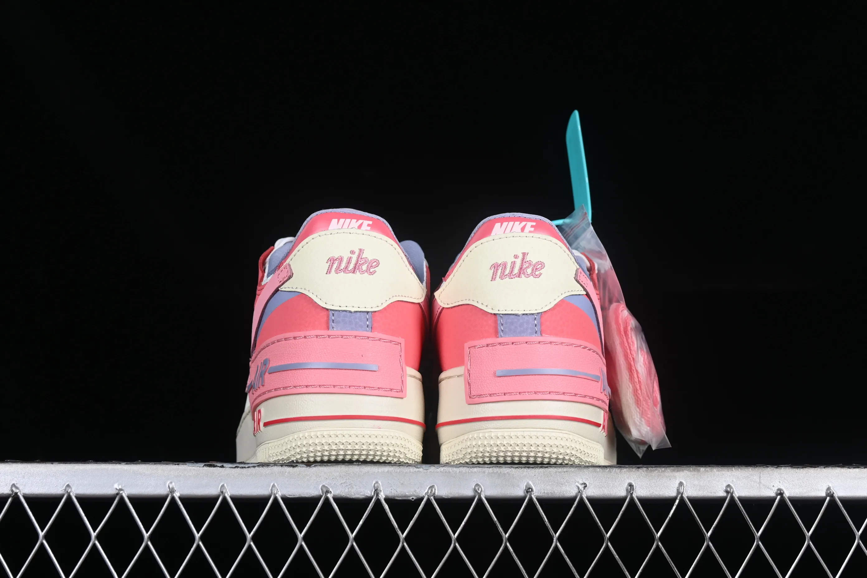 All Categories Nk Air Force 1 Air Force Series Nk Air Force 1 Shadow Air Force Lightweight Increase Nk Air Force 1 Shadow Air Force One Lightweight Increase Low-top Versatile Sneakers DV7449-101